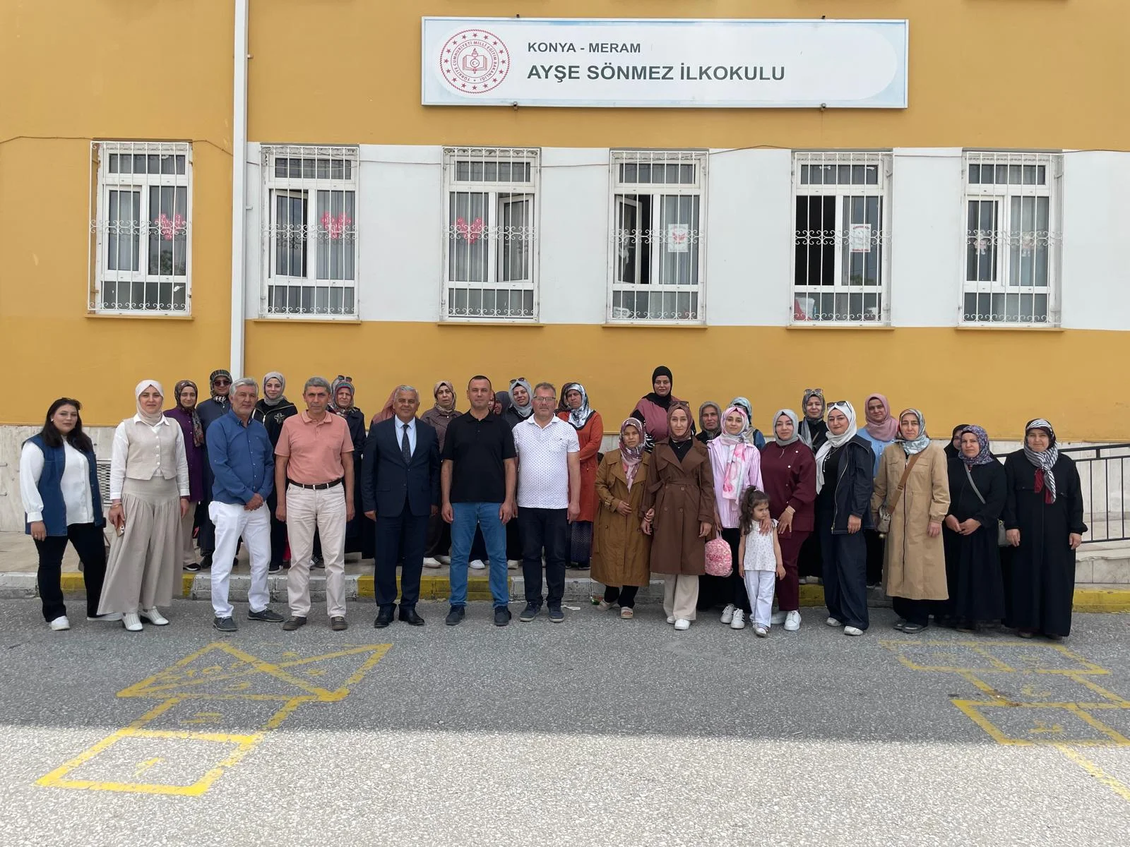 "Dijital Ebeveynlik" konulu veli semineri gerçekleştirildi